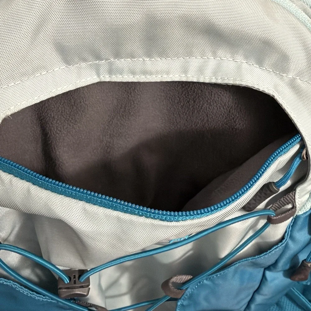 The North Face Borealis Backpack NF0A3KV4 Teal Aqua Blue Hiking Laptop Bag